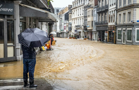 Oraşul termal belgian Spa, inundat, corpul unui bărbat găsit în fluviul Meuse