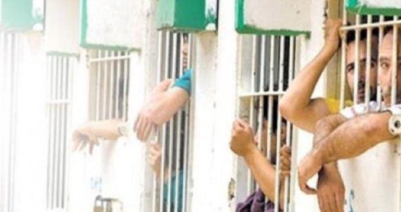 Aproape 1.400 de deţinuţi palestinieni intră de vineri în greva foamei, în închisori israeliene, în semn de protest faţă de o deteriorare a condiţiilor de detenţie, în urma evadării a şase palestinieni de la Gilboa, dintre care patru au fost prinşi