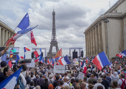 Franţa: Al zecelea weekend consecutiv de manifestaţii împotriva vaccinării şi paşaportului sanitar - VIDEO