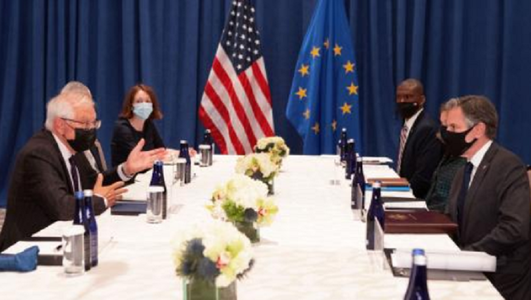UE îndeamnă la o ”consolidare a încrederii” cu SUA, după criza franco-americană