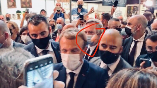 Un tânăr, arestat, după ce aruncă cu un ou în Macron, la Salonul Internaţional al Restauraţiei şi domeniului Hotelier, la Lyon