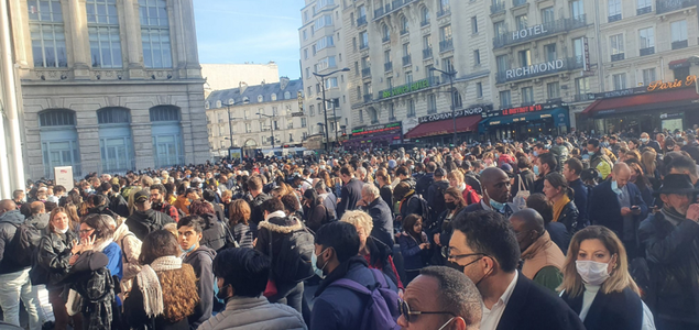 UPDATE-Traficul feroviar oprit în Gara de Nord din Paris, evacuată în urma unei alerte cu bombă