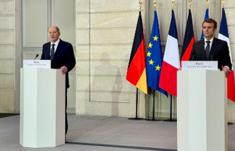 Macron salută o ”convergenţă de vederi solidă”, în prima întâlnire, la Paris, cu Scholz, care insistă asupra ”solidităţii finanţelor”