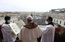 Papa Francisc avertizează, în binecuvântarea Urbi et Orbi de Crăciun, împotriva ”metastazelor conflictului cangrenat” din Ucraina şi evocă războaiele ”uitate” din Siria şi Yemen