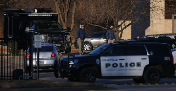 Poliţia din Manchester arestează alţi doi bărbaţi în cadrul anchetei cu privire la luarea de ostatci la o sinagogă în Texas