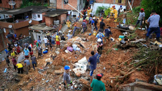 Cel puţin 18 morţi, inclusiv şapte copii, în sud-estul Braziliei, în urma unor ploi puternice în statul Sao Paulo