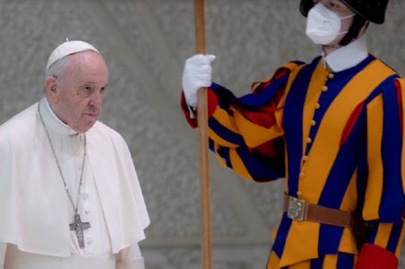 Papa Francisc îndeamnă la reţinere în faţa unor ”scenarii tot mai alarmante” în Ucraina