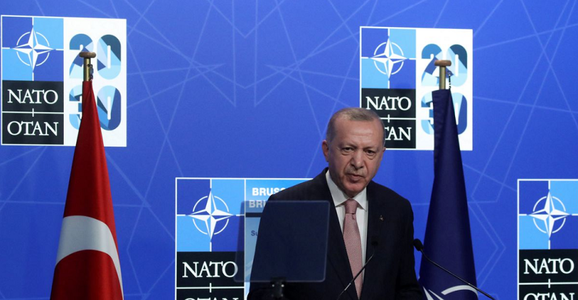 Erdogan reproşează NATO şi UE o lipsă de acţiune împotriva invaziei Ucranei de către Rusia. ”Tot ce fac ei e să dea sfaturi Ucrainei”