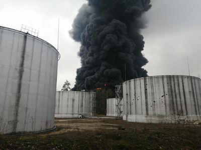 Un depozit de petrol a fost ţinta unui atac aerian în Cernigău