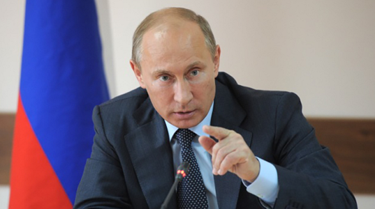Putin a semnat legea prin care răspândirea de “informaţii false” despre armată se pedepseşte cu până la 15 ani de închisoare