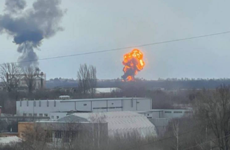 Nouă morţi, cinci civili şi patru militari, în bombardarea aeroportului de la Viniţia, la 200 km sud-vest de Kiev