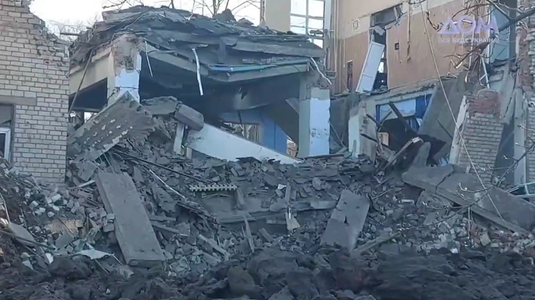 O şcoală vizată în bombardamente la Kramatorsk, în estul Ucrainei