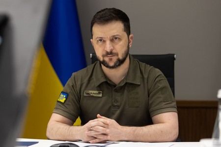 Zelenski: Forţele Armate ale Ucrainei fac totul pentrua elibera pământul nostru şi pe oamenii noştri/ Ne-au oferit veşti bune din regiunea Harkov. Ocupanţii sunt împinşi treptat departe de Harkov - VIDEO