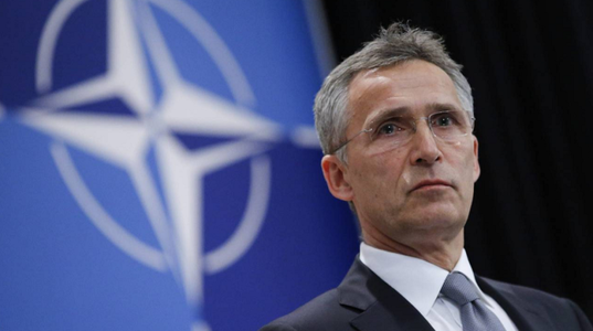 UPDATE - Jens Stoltenberg a fost diagnosticat cu zona zoster şi va purta discuţiile programate în România şi Germania de la distanţă, anunţă un oficial NATO
