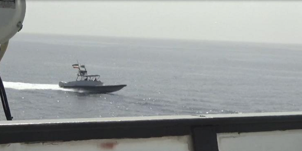 SUA denunţă  un comportament ”periculos” al Marinei iraniene la Strâmtoarea Ormuz