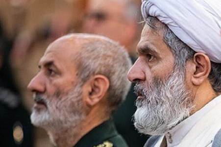 Şeful informaţiilor Gardienilor Revoluţiei, clericul Hossein Taeb, aflat de 12 ani la conducere, înlocuit cu generalul Mohammad Kazemi, în urma unor asasinate ale unor membri ai aripii ideologice a armatei iraniene