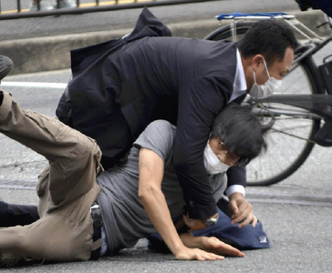 Suspectul de uciderea lui Shinzo Abe viza de fapt liderul unui grup religios