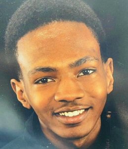 Autopsia tânărului afro-american Jayland Walker arată că bărbatul avea 46 de răni cauzate de împuşcături sau leziuni superficiale