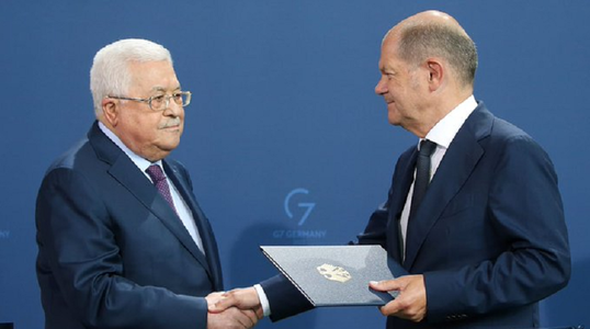 Poliţia din Berlin deschide o anchetă cu privire la ”incitare la ură” împotriva lui Mahmoud Abbas, după ce acesta a comparat situaţia din Palestina cu Holocaustul. Parchetul urmează să-i dea sau nu curs, însă Berlinul consideră că liderul palestinian bene