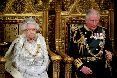 Cea mai mare parte averii personale a lui Elizabeth a II-a, estimată la 425 de milioane de euro, urmează să fie moştenită de Charles al III-lea, fără să plătească impozite