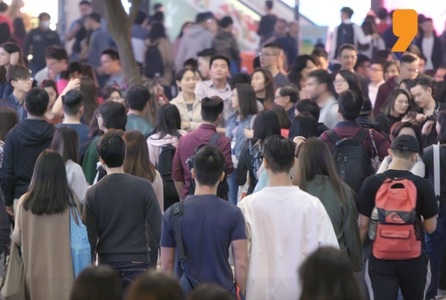 O bombă cu ceas pentru China: populaţia a scăzut pentru prima dată în peste 60 de ani