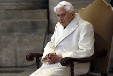 Insomnia, "motivul central" al demisiei Papei Benedict al XVI-lea în 2013