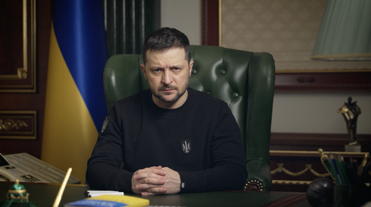 Zelenski: Trebuie să facem din timp arma noastră. În ciuda numeroaselor pierderi de vieţi, inamicul menţine o intensitate ridicată a atacurilor / Liderul de la Kiev l-a invitat în Ucraina pe noul preşedinte al Cehiei - VIDEO