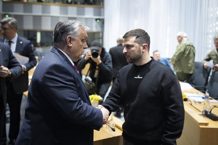 Viktor Orban i-a spus lui Volodimir Zelenski că el susţine încetarea imediată a focului, dar Ungaria va continua să acorde asistenţă umanitară şi financiară Ucrainei