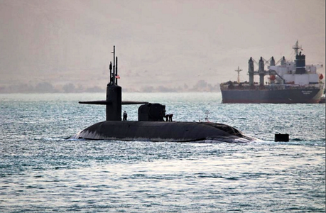 Marina iraniană anunţă că a ”forţat” submarinul american USS Florida să iasă la suprafaţă, în Stâmtoarea Ormuz. Flota a V-a americană dezminte