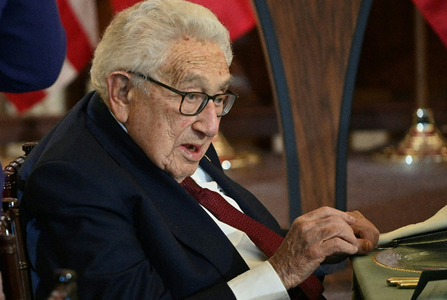 Henry Kissinger, la fel de controversat la împlinirea vârstei de 100 de ani