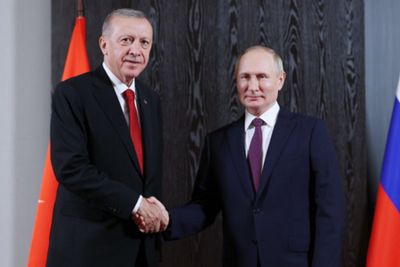 Putin îl felicită pe Erdogan pentru realegere