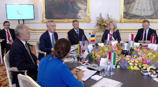 ”Rusia nu are drept de veto” asupra aderării Ucrainei la NATO, subliniază Jens Stoltenberg la summitul de la Bratislava