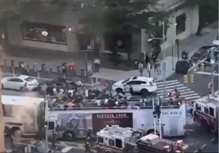 Peste 80 de persoane au fost rănite în urma coliziunii a două autobuze în New York - VIDEO