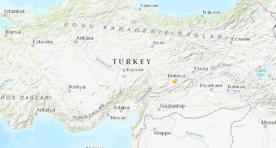 UPDATE - Un cutremur cu magnitudinea de moment 5,3 s-a produs în estul Turciei la o adâncime de 10 kilometri - USGS / Câteva persoane au fost rănite, potrivit autorităţilor locale