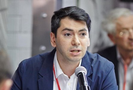 Liderul unui grup de monitorizare a alegerilor din Rusia a fost reţinut