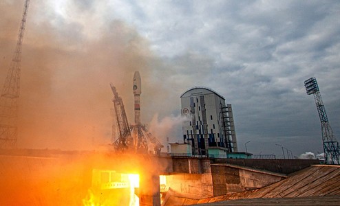 Un incident a avut loc în timpul unei manevre premergătoare aselenizării sondei ruseşti Luna-25