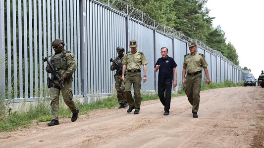 Ministru: Polonia şi ţările baltice vor închide graniţa cu Belarus, dacă va avea loc un "incident critic" 