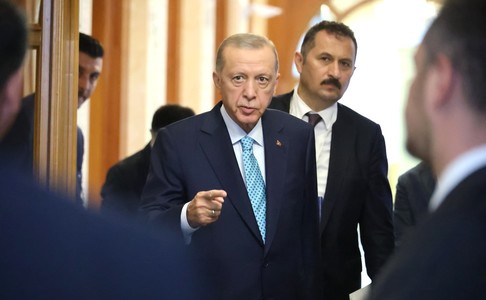 Erdogan spune că Ucraina trebuie să-şi schimbe "abordarea" pentru a revigora acordul cu Rusia pentru transportul cerealelor pe Marea Neagră: "Pe bună dreptate, Putin nu este de acord, dacă 44% din cereale merg către ţările europene"