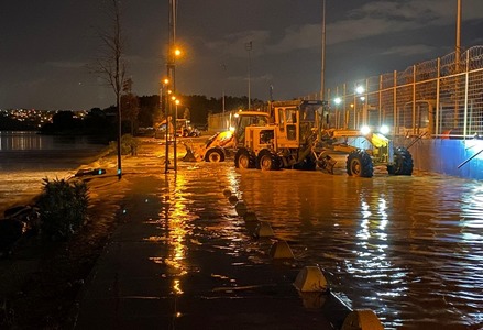 Inundaţii catastrofale în Turcia: Doi morţi la Istanbul, unde furtuna a inundat o staţie de metrou. Un camping a fost măturat de ape în apropiere de graniţa cu Bulgaria şi patru turişti sunt daţi dispăruţi