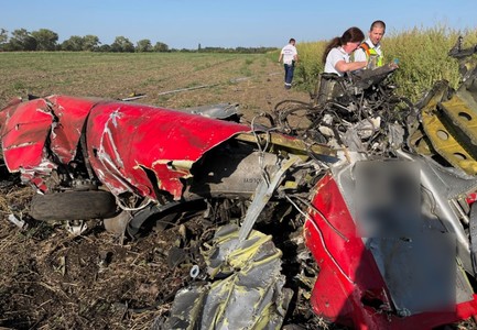 Ungaria - Doi morţi, în urma prăbuşirii unui avion în timpul unei demonstraţii aviatice