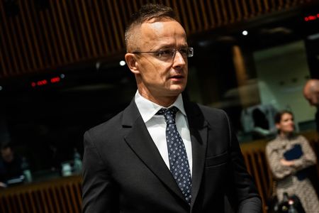 Ministrul ungar de externe se plânge că în şcolile din Suedia sunt răspândite acuzaţii grave şi informaţii false despre Ungaria: „Nu ajută la procesul de ratificare a aderării la NATO”