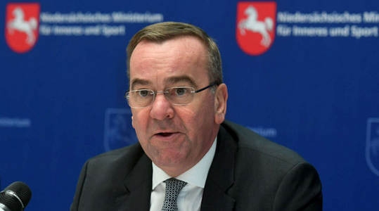 Ministrul german al apărării a făcut COVID şi va lipsi marţi de la reuniunea în format Ramstein