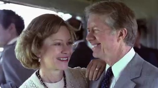 SUA: Fostul preşedinte Jimmy Carter şi soţia sa, Rosalynn, apariţie surpriză la un festival din Georgia - VIDEO