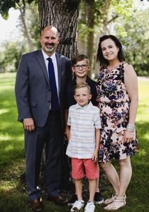 Un senator de stat din Dakota de Nord şi familia sa au murit într-un accident de avion