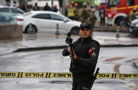 Val de arestări în Turcia după atentatul de la Ankara, revendicat de PKK