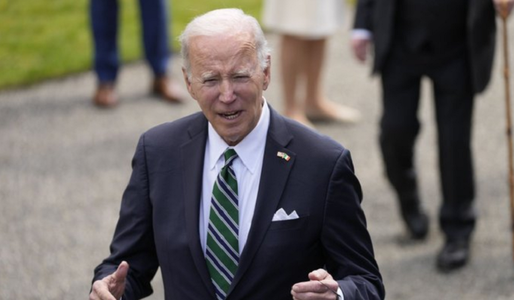 Biden se declară îngrijorat că luptele interne dintre republicani ar putea afecta ajutorul pentru Ucraina, dar spune că există şi o altă cale pe care SUA ar putea să o folosească pentru a finanţa Kievul
