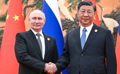 Conflictele globale "întăresc" legăturile dintre Moscova şi Beijing, afirmă Putin. Liderul chinez Xi Jinping a numărat că s-a întâlnit cu Putin de 42 de ori în ultimul deceniu 
