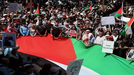 Mii de persoane au participat sâmbătă la un marş pro-palestinian în cel mai mare oraş din Australia, Sydney