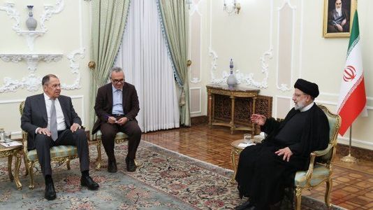 Serghei Lavrov a fost primit de preşedintele iranian. MAE rus: Rusia şi Iranul îşi consolidează legăturile într-o atmosferă de "încredere"