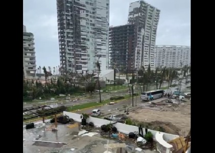 Cel puţin 27 de morţi în Mexic, în urma trecerii "devastatorului" uragan Otis